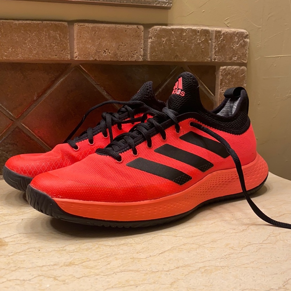 Adidas hot pink running shoes size 9